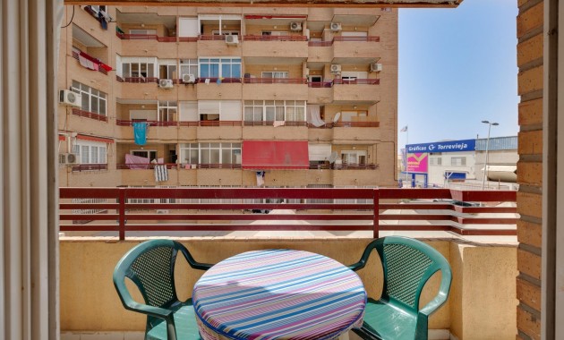 Venta - Apartamento / piso -
Torrevieja - Centro