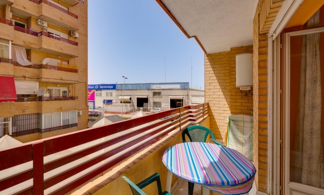 Venta - Apartamento / piso -
Torrevieja - Centro