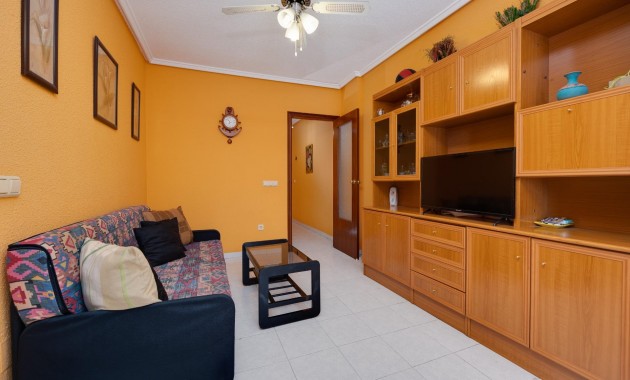 Venta - Apartamento / piso -
Torrevieja - Centro