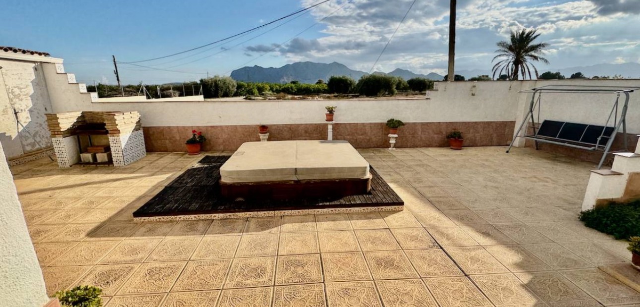 Venta - Finca / Country Property -
La Murada