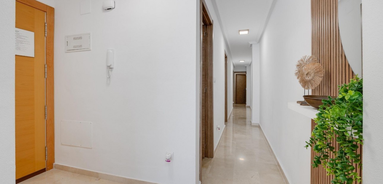 Venta - Apartamento / piso -
Torrevieja - torrevieja