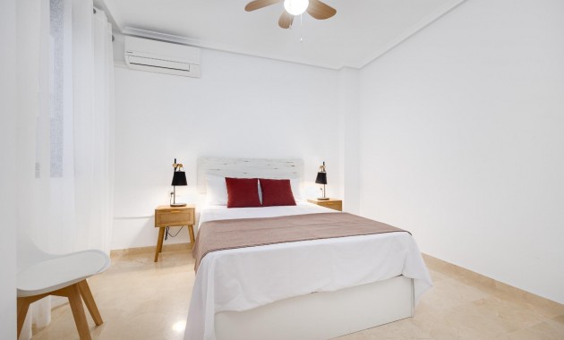 Venta - Apartamento / piso -
Torrevieja - torrevieja