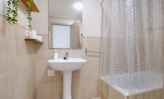 Venta - Apartamento / piso -
Torrevieja - torrevieja