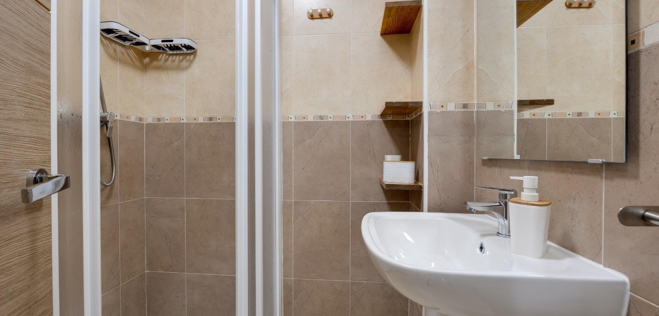Venta - Apartamento / piso -
Torrevieja - torrevieja