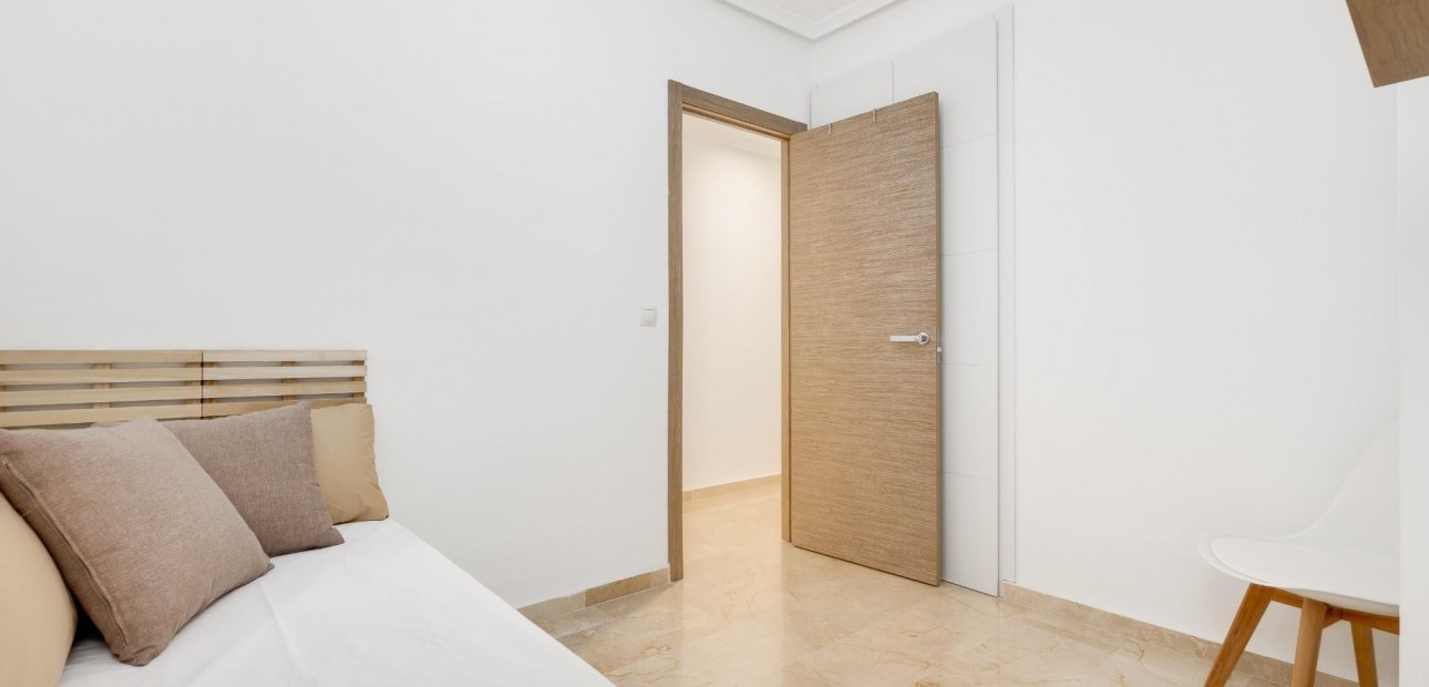 Venta - Apartamento / piso -
Torrevieja - torrevieja
