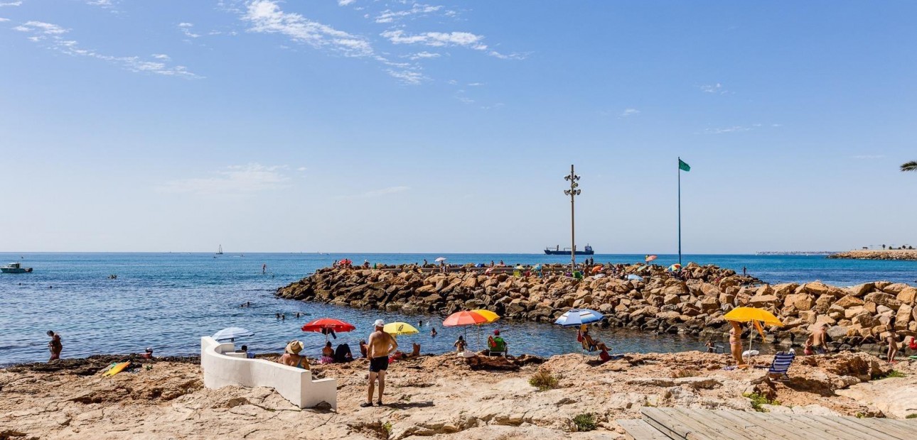 Venta - Apartamento / piso -
Torrevieja - torrevieja