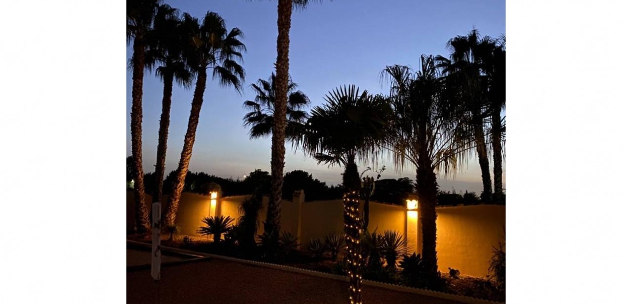 Venta - Finca / Country Property -
Rafal