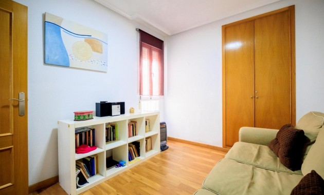Herverkoop - Appartement / flat -
Torrevieja - torrevieja
