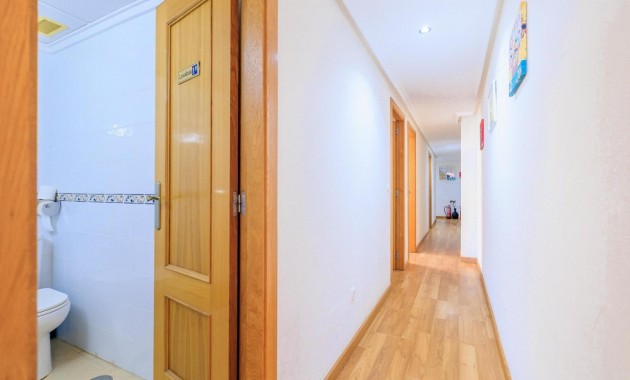 Herverkoop - Appartement / flat -
Torrevieja - torrevieja