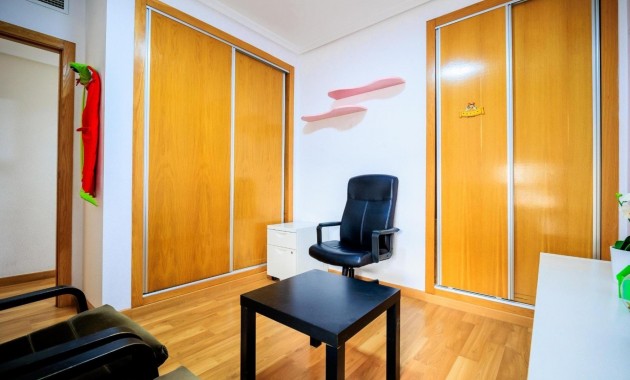 Herverkoop - Appartement / flat -
Torrevieja - torrevieja