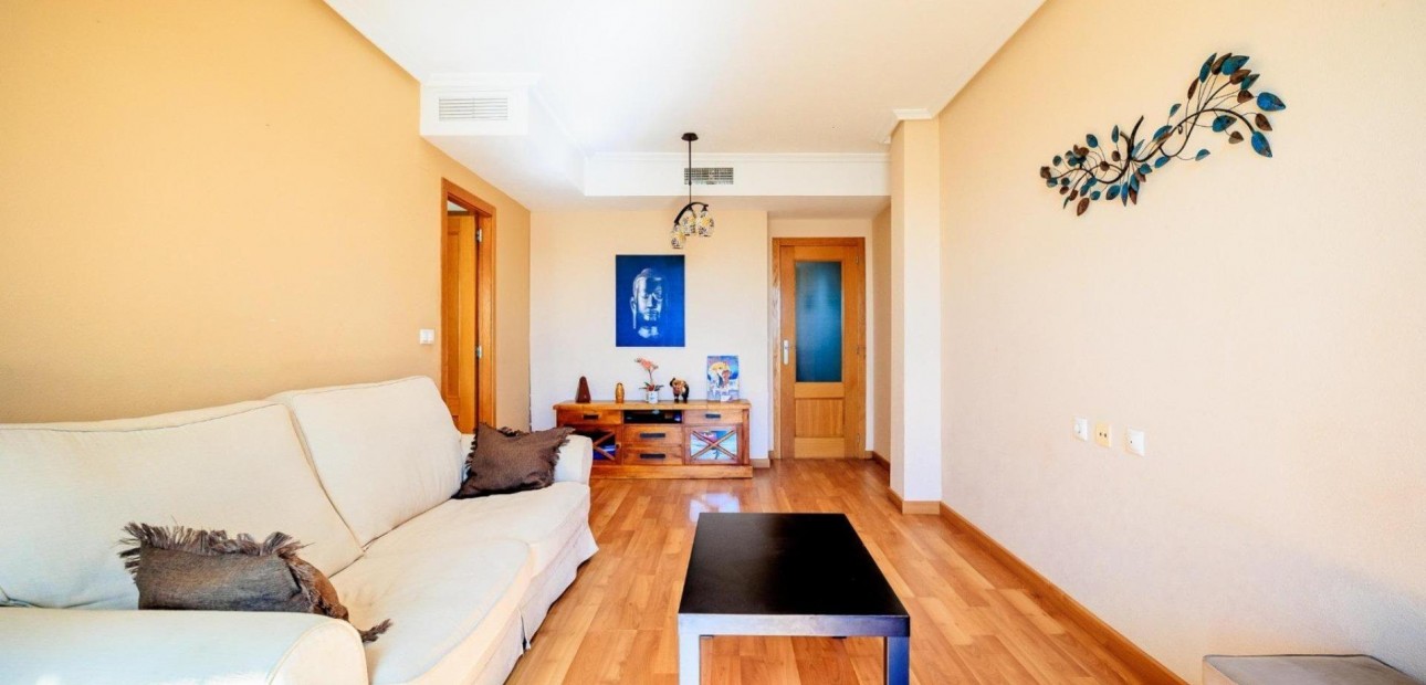 Herverkoop - Appartement / flat -
Torrevieja - torrevieja