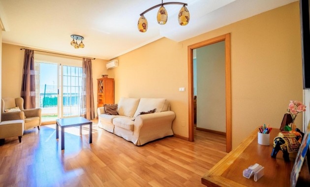 Herverkoop - Appartement / flat -
Torrevieja - torrevieja