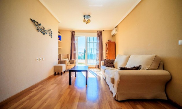 Herverkoop - Appartement / flat -
Torrevieja - torrevieja