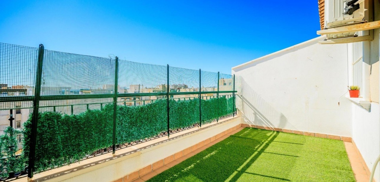 Herverkoop - Appartement / flat -
Torrevieja - torrevieja