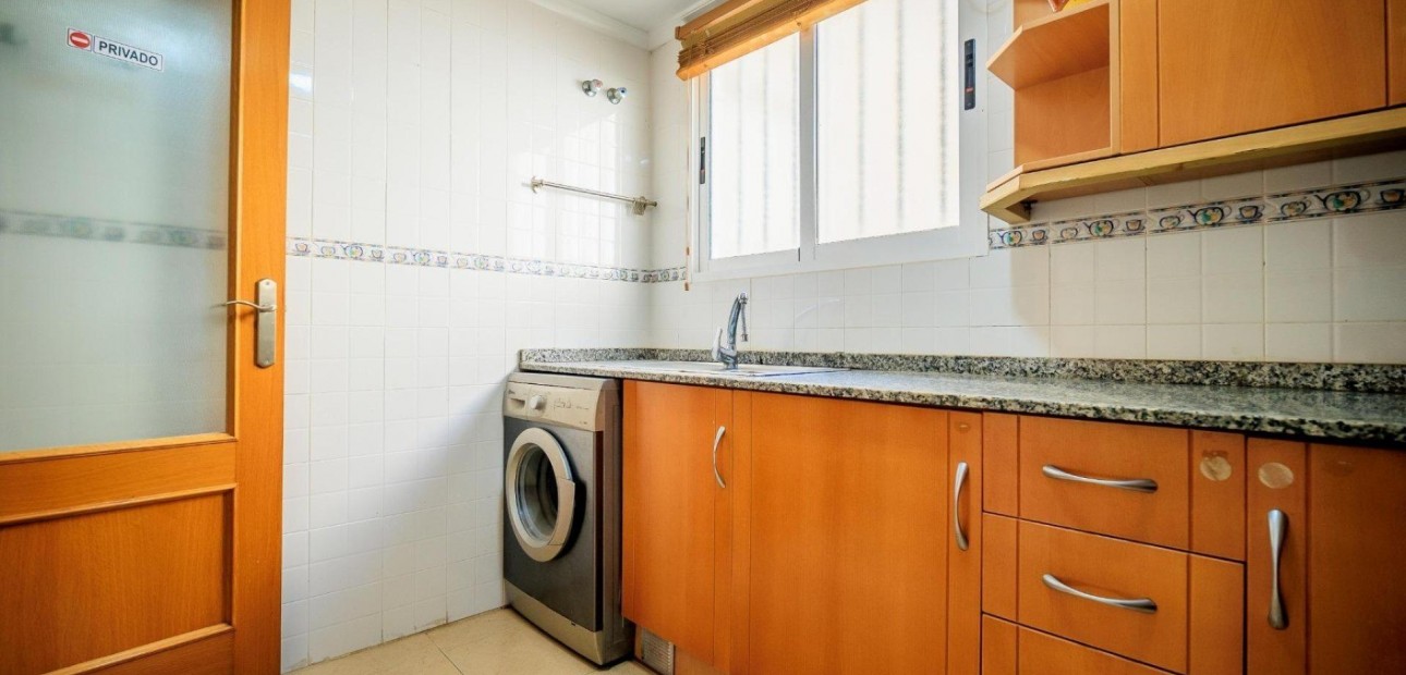 Herverkoop - Appartement / flat -
Torrevieja - torrevieja