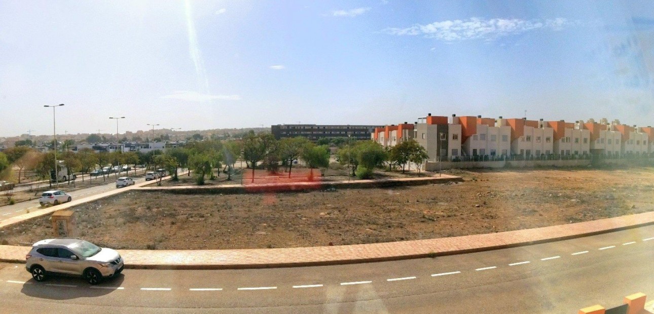 Venta - Apartamento / piso -
Torrevieja - Torrejón