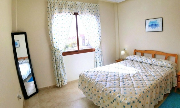 Venta - Apartamento / piso -
Torrevieja - Torrejón