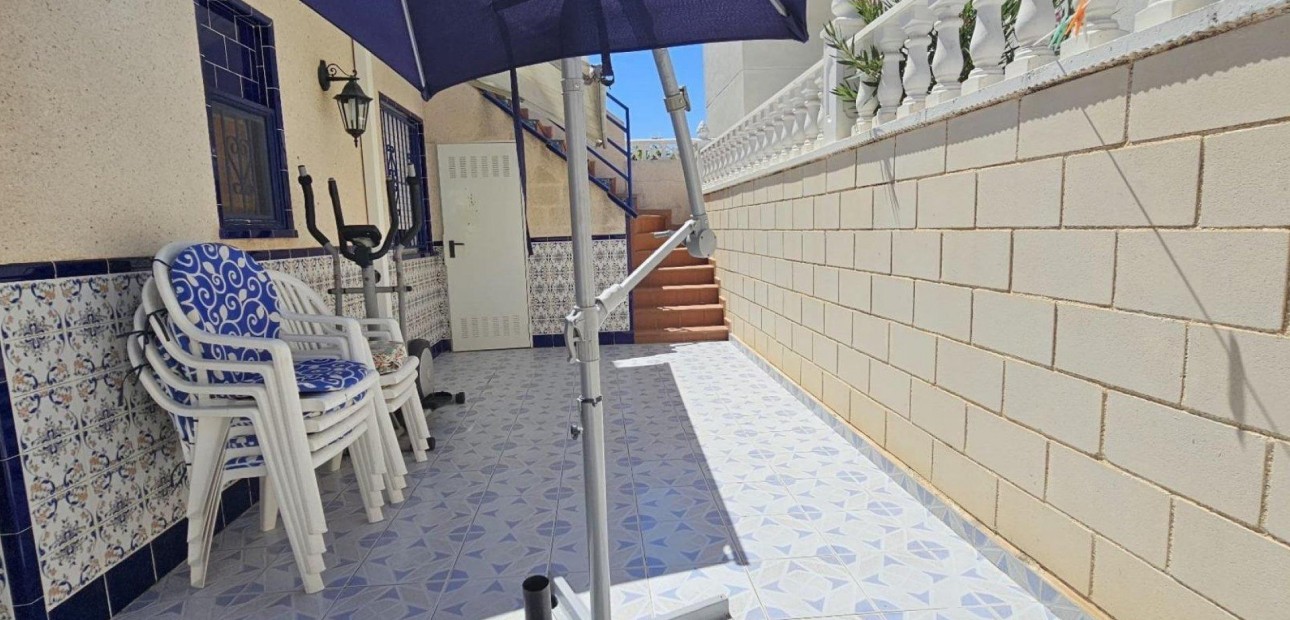 Venta - Terraced house -
Torrevieja - Doña ines