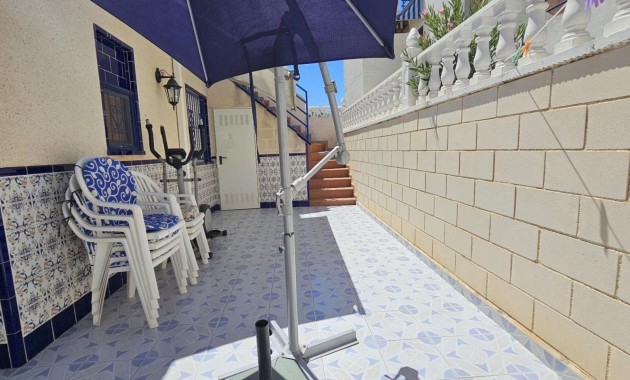 Venta - Terraced house -
Torrevieja - Doña ines