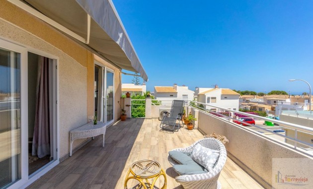 Venta - Bungalow -
Torrevieja - Los altos