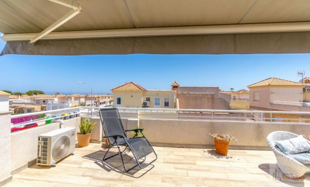 Venta - Bungalow -
Torrevieja - Los altos