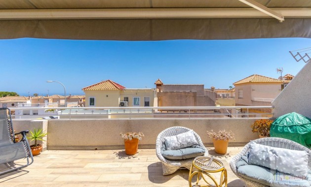 Venta - Bungalow -
Torrevieja - Los altos