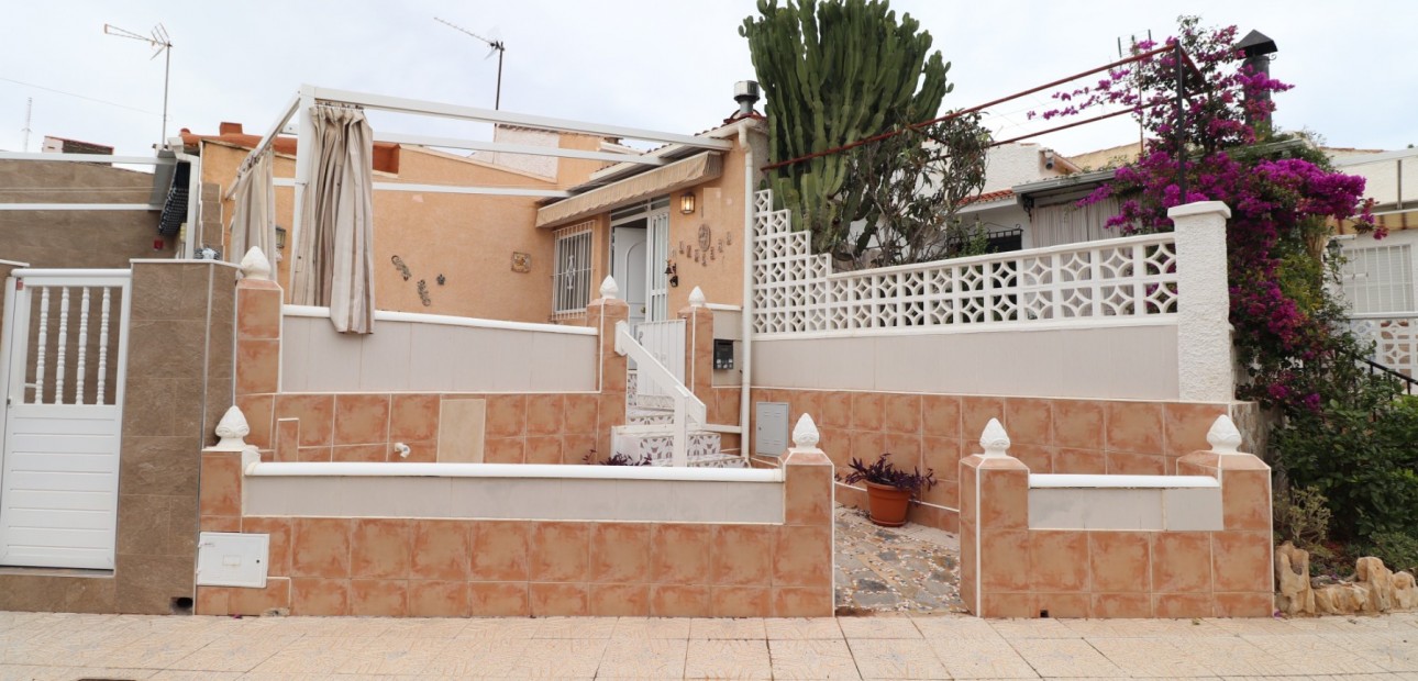 Venta - Bungalow -
Guardamar del Segura - El Moncayo