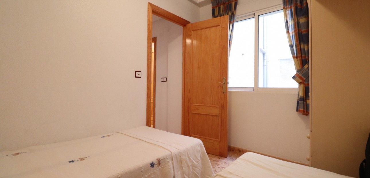 Venta - Apartamento / piso -
Torrevieja - Torrevieja - Centre