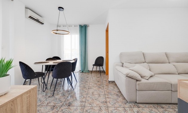 Venta - Apartamento / piso -
Torrevieja - Acequion