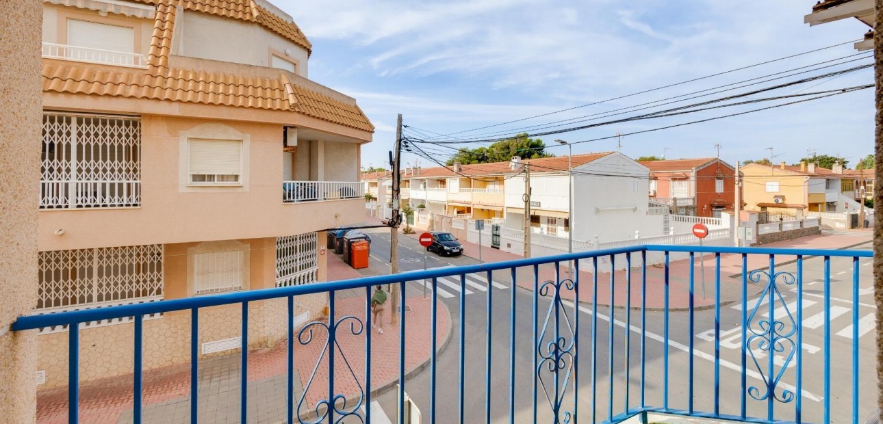 Venta - Apartamento / piso -
Torrevieja - Acequion