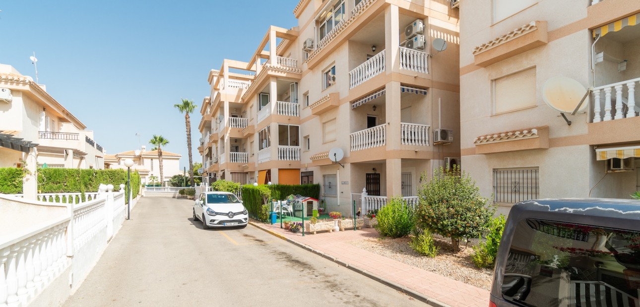 Venta - Apartamento / piso -
ORIHUELA COSTA - Playa Flamenca