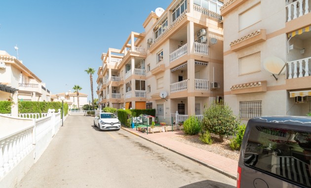 Venta - Apartamento / piso -
ORIHUELA COSTA - Playa Flamenca