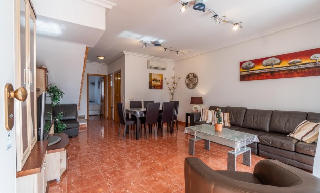 Venta - Terraced house -
Orihuela Costa - Los Dolses