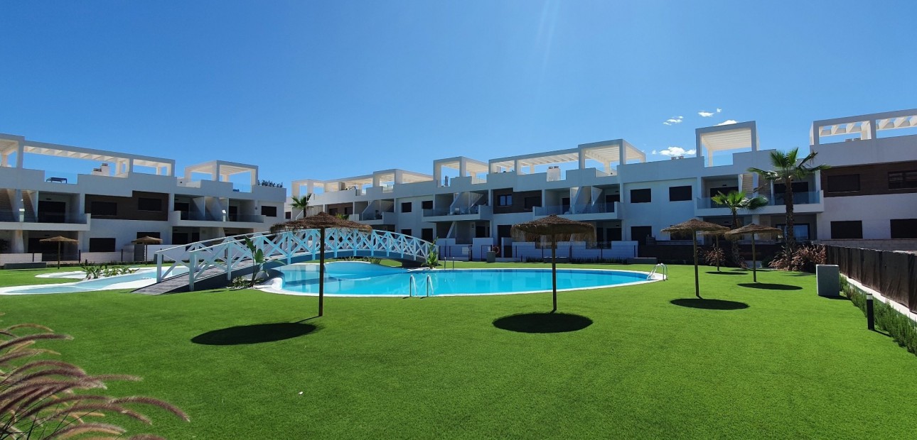 Venta - Apartamento / piso -
Torrevieja - Los Balcones