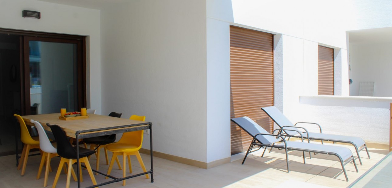 Venta - Apartamento / piso -
Torrevieja - Los Balcones