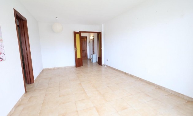 Venta - Apartamento / piso -
Torrevieja - Punta prima