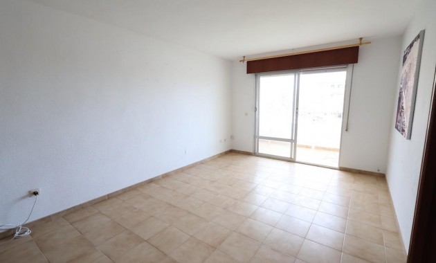 Venta - Apartamento / piso -
Torrevieja - Punta prima