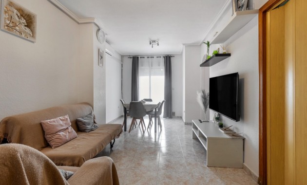 Venta - Apartamento / piso -
Torrevieja - Playa de los locos