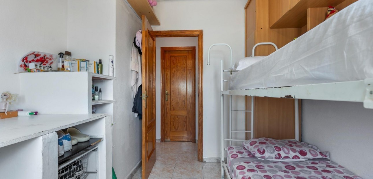 Venta - Apartamento / piso -
Torrevieja - Playa de los locos