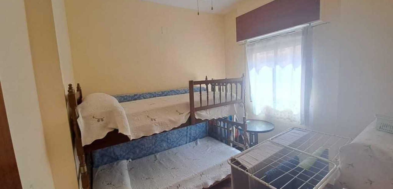 Venta - Apartamento / piso -
Torrevieja - Playa del cura