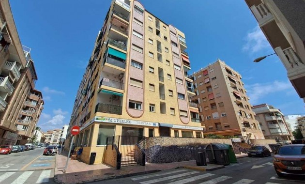 Venta - Apartamento / piso -
Torrevieja - Playa del cura