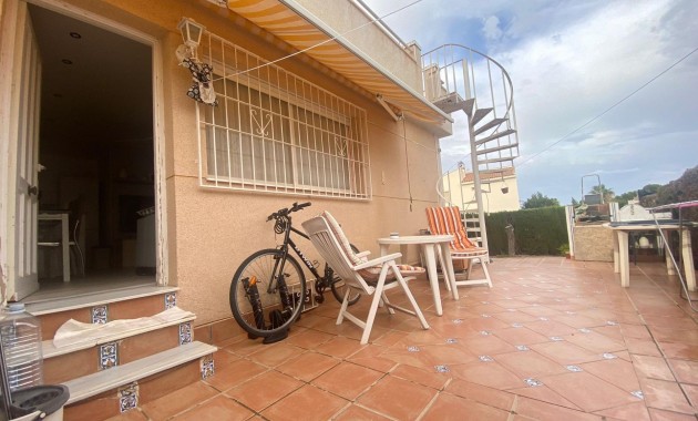 Venta - Bungalow -
Torrevieja - Los altos