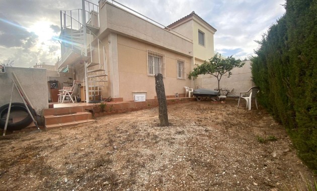 Venta - Bungalow -
Torrevieja - Los altos