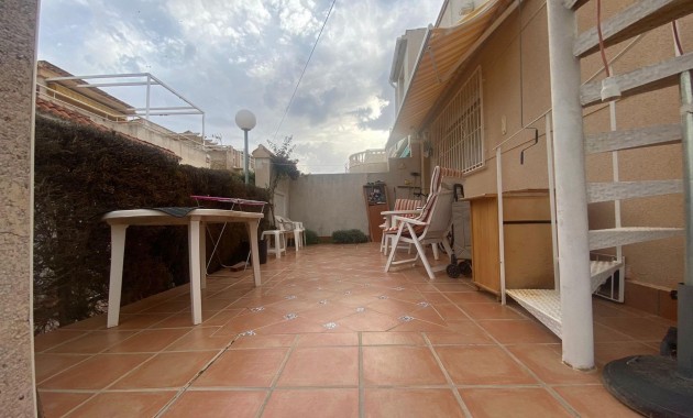 Venta - Bungalow -
Torrevieja - Los altos