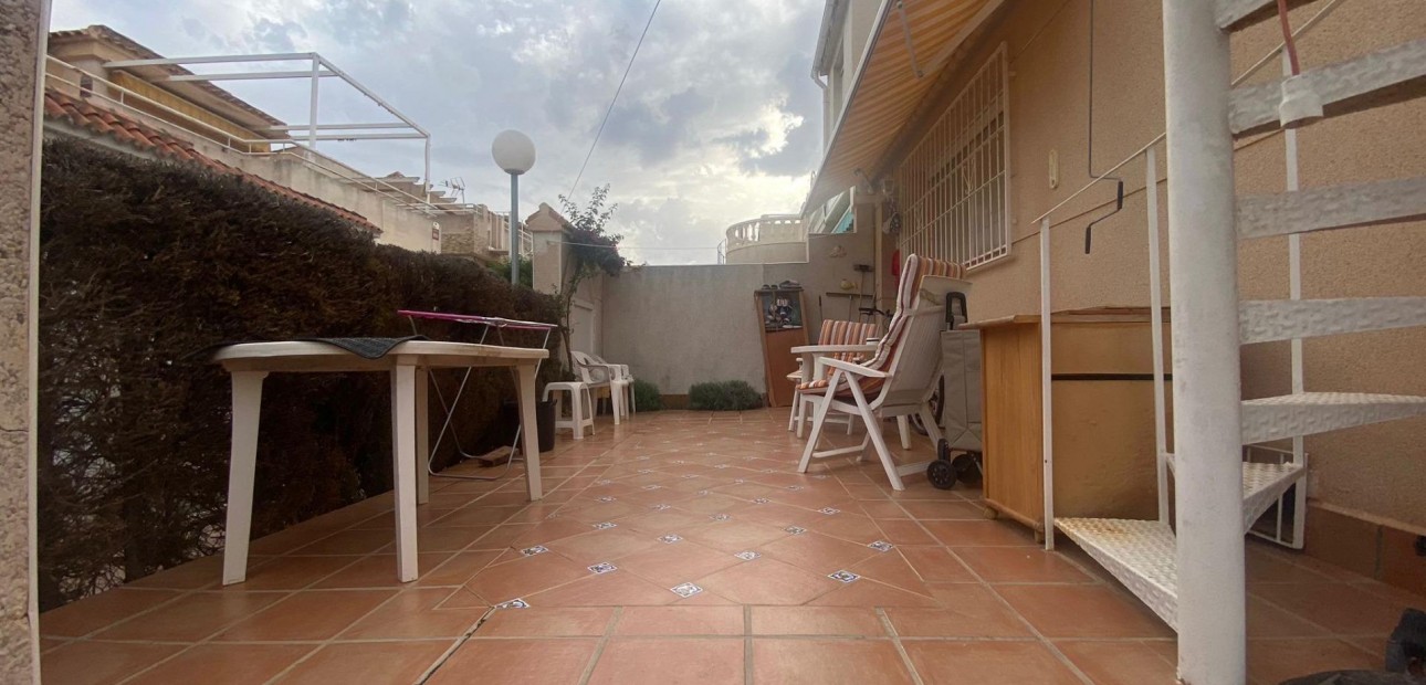 Venta - Bungalow -
Torrevieja - Los altos