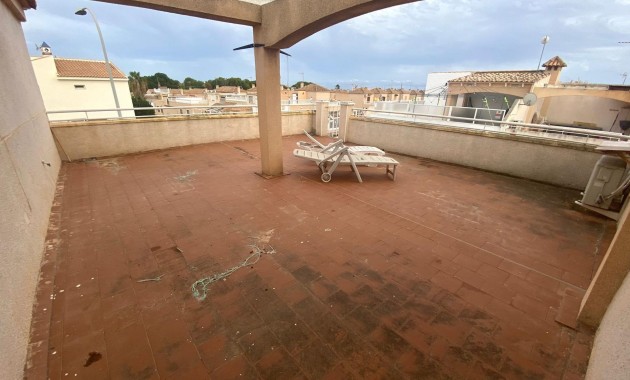 Venta - Bungalow -
Torrevieja - Los altos