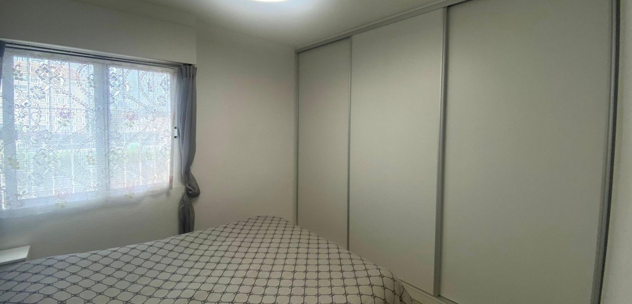 Venta - Bungalow -
Torrevieja - Los altos