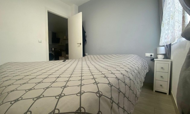 Venta - Bungalow -
Torrevieja - Los altos