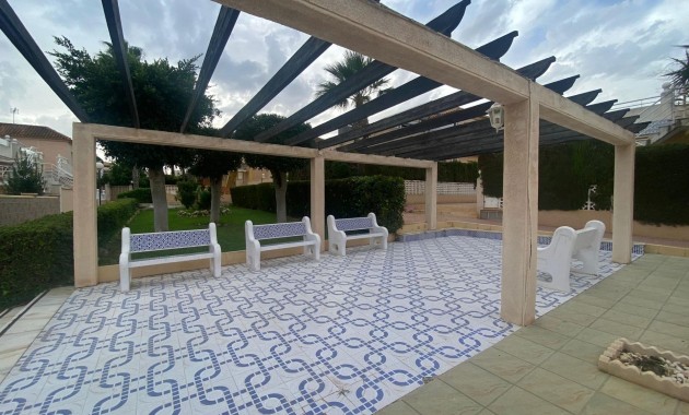 Venta - Bungalow -
Torrevieja - Los altos