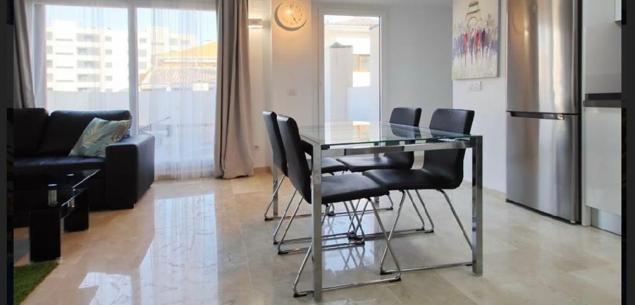 Venta - Apartamento / piso -
Torrevieja - Punta prima